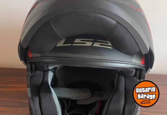 Accesorios para Motos - VENDO CASCO REBATIBLE NUEVO Y SIN USO! - En Venta