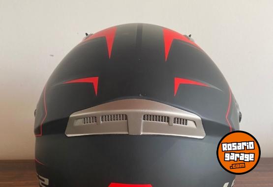 Accesorios para Motos - VENDO CASCO REBATIBLE NUEVO Y SIN USO! - En Venta