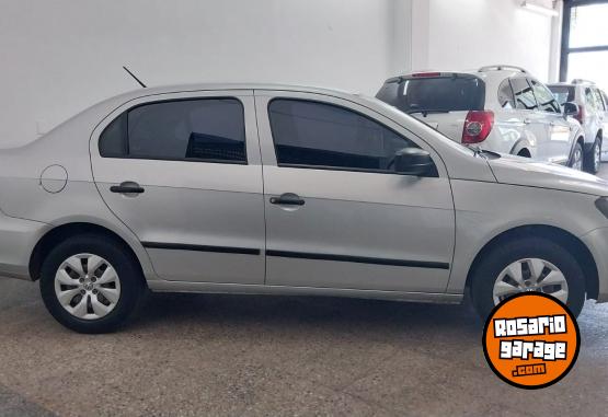 Autos - Volkswagen Voyage 2015 Nafta 117000Km - En Venta