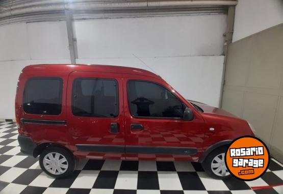 Utilitarios - Renault Kangoo partner berlingo 2010 GNC 1Km - En Venta