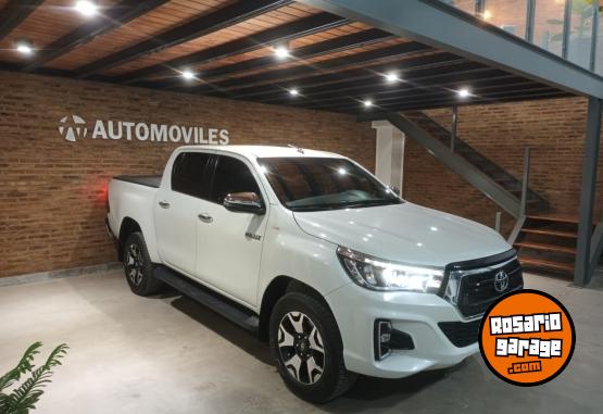 Camionetas - Toyota Hilux 2019 Diesel 107000Km - En Venta