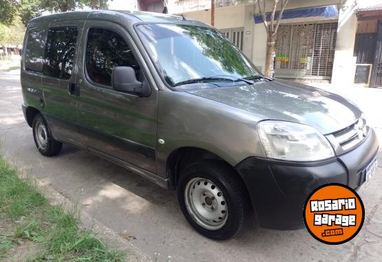 Utilitarios - Citroen BERLINGO MIXTA DIESEL 2018 Diesel 145230Km - En Venta