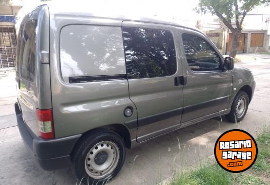 Utilitarios - Citroen BERLINGO MIXTA DIESEL 2018 Diesel 145230Km - En Venta