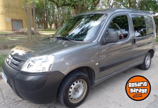 Utilitarios - Citroen BERLINGO MIXTA DIESEL 2018 Diesel 145230Km - En Venta