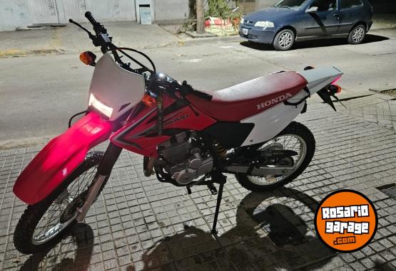 Motos - Honda Xr 250 Tornado 2016 Nafta 8581Km - En Venta