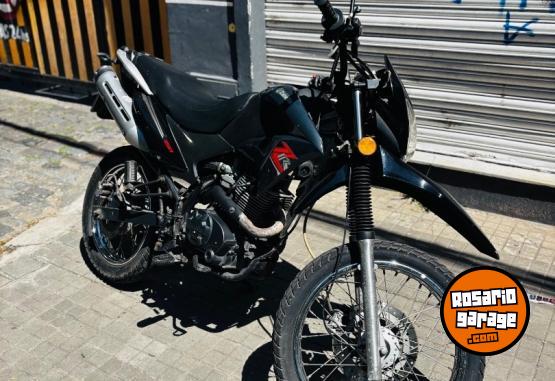 Motos - Zanella ZR 2017 Nafta 26200Km - En Venta