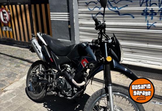 Motos - Zanella ZR 2017 Nafta 26200Km - En Venta