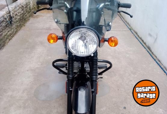 Motos - Bajaj Boxer BM150 2023 Nafta 2400Km - En Venta