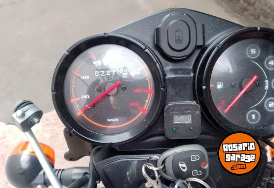 Motos - Bajaj Boxer BM150 2023 Nafta 2400Km - En Venta