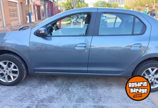 Autos - Renault Logan 2017 Nafta 60000Km - En Venta