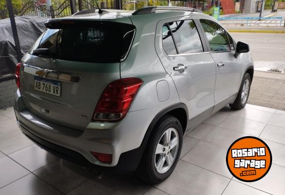 Camionetas - Chevrolet Tracker 1.8 LTZ 2017 GNC 140000Km - En Venta