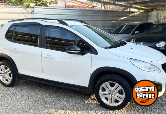 Autos - Peugeot 2008 Allure 2021 Nafta 57000Km - En Venta