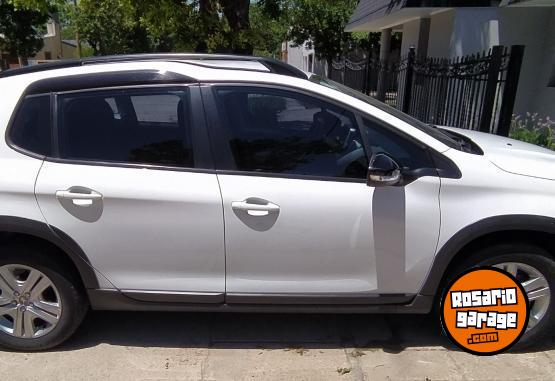 Autos - Peugeot 2008 Allure 2021 Nafta 60000Km - En Venta