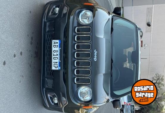 Camionetas - Jeep Renegade 2017 Nafta 125000Km - En Venta