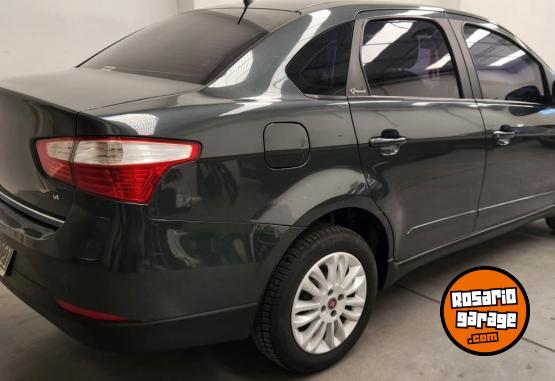 Autos - Fiat Siena 2014 GNC 180000Km - En Venta