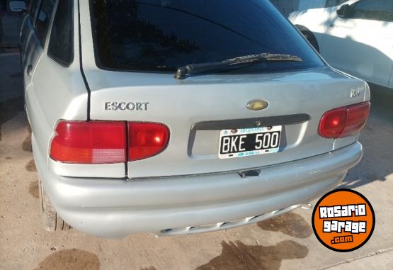 Autos - Ford Escort 1997 Nafta 333333Km - En Venta