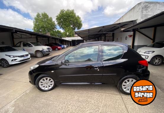 Autos - Peugeot 207 XT Premium 2011 Nafta 157500Km - En Venta