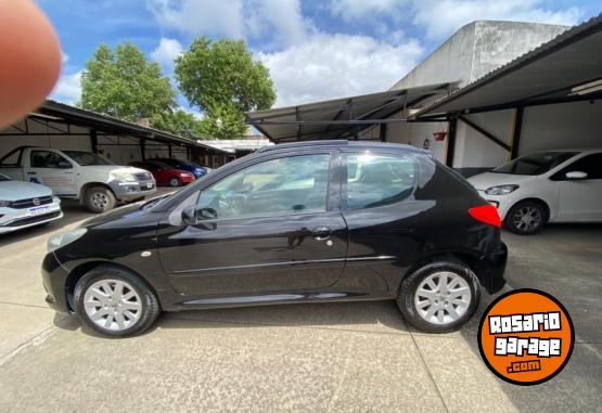 Autos - Peugeot 207 XT Premium 2011 Nafta 157500Km - En Venta