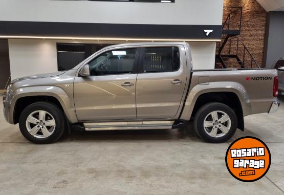 Camionetas - Volkswagen AMAROK HIGHLINE 2.0L 4X4 2017 Diesel 130000Km - En Venta