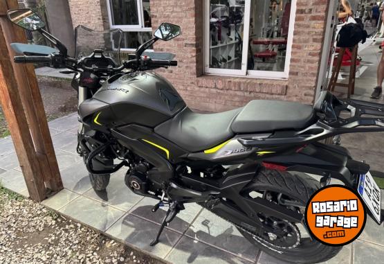 Motos - Bajaj Dominar 400 2023 Nafta 4300Km - En Venta