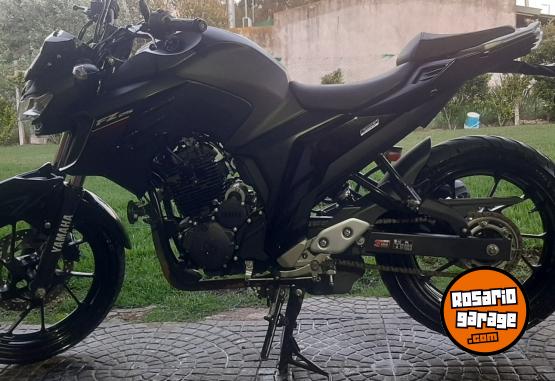 Motos - Yamaha Fz25 2022 Nafta 9800Km - En Venta