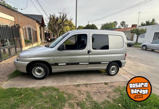 Utilitarios - Peugeot Partner 2009 Diesel 250000Km - En Venta