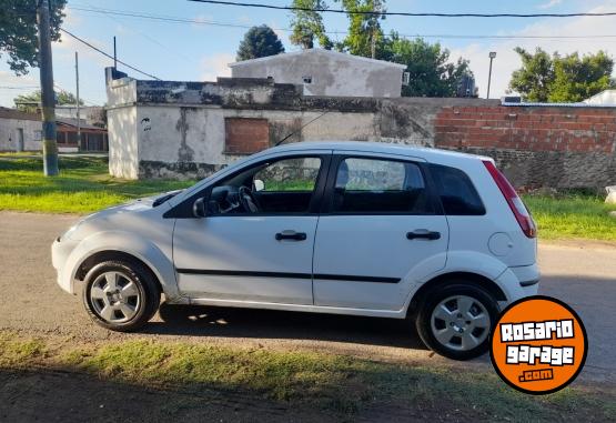 Autos - Ford 2004 2004 Nafta 174000Km - En Venta