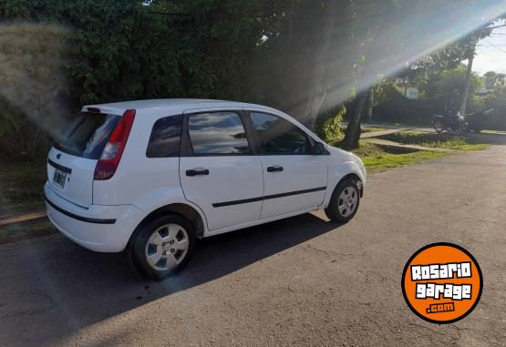 Autos - Ford 2004 2004 Nafta 174000Km - En Venta