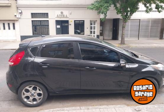 Autos - Ford Fiesta Kinetic 2011 Nafta 125000Km - En Venta