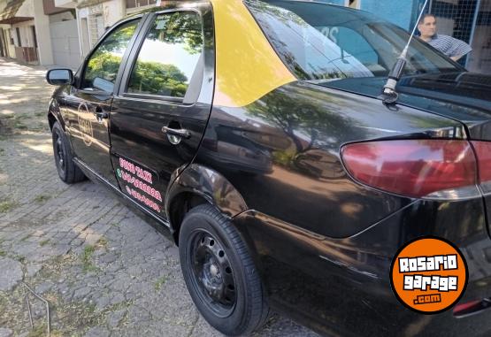 Autos - Fiat Siena 2014 GNC 222222Km - En Venta