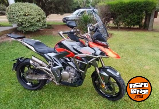 Motos - Zontes t310 2020 Nafta 3300Km - En Venta