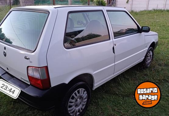 Autos - Fiat Uno 2005 GNC 165000Km - En Venta