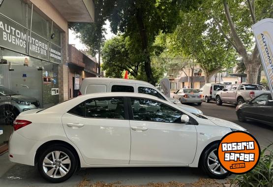 Autos - Toyota Corolla xei pack cvt 2015 Nafta  - En Venta