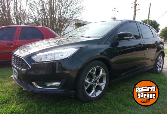 Autos - Ford Focus lll Se plus 2015 Nafta 100000Km - En Venta