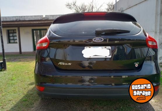 Autos - Ford Focus lll Se plus 2015 Nafta 100000Km - En Venta