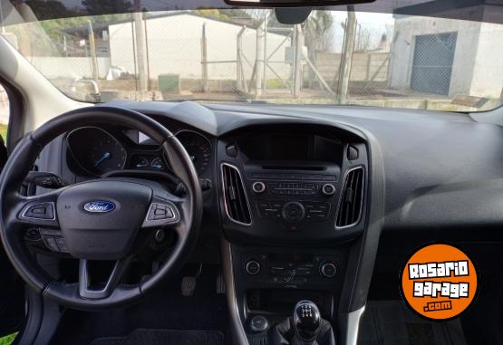 Autos - Ford Focus lll Se plus 2015 Nafta 100000Km - En Venta