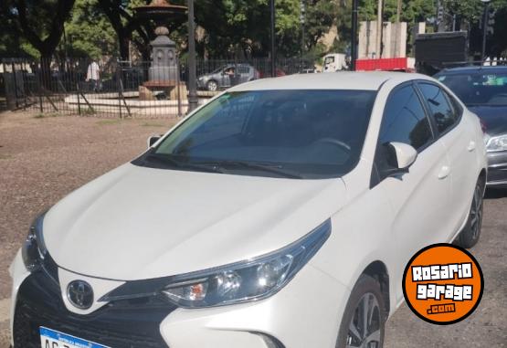 Autos - Toyota Yaris XLS CVT pack plus 2023 Nafta 15000Km - En Venta