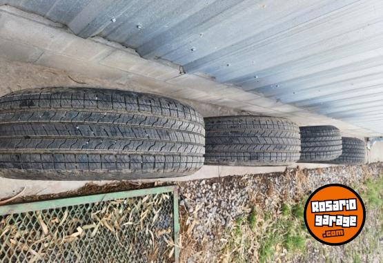 Accesorios para Autos - CUBIERTAS GOODYEAR 255 55 R20 PARA AMAROK EXTREME O RANGER LIMITED + - En Venta