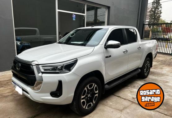 Autos - Toyota TOYOTA HILUX SRV - SRX 2024 Nafta 0Km - En Venta