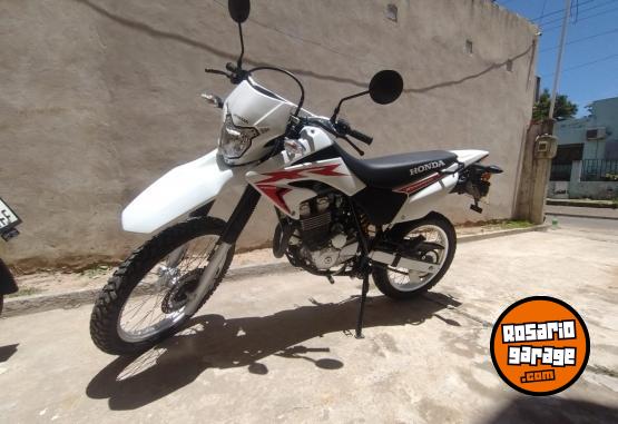 Motos - Honda tornado 2024 Nafta 1800Km - En Venta