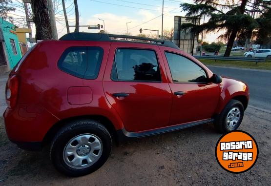 Autos - Renault DUSTER 2012 Nafta 140000Km - En Venta