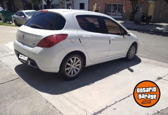 Autos - Peugeot 308 active 2015 Diesel 148000Km - En Venta