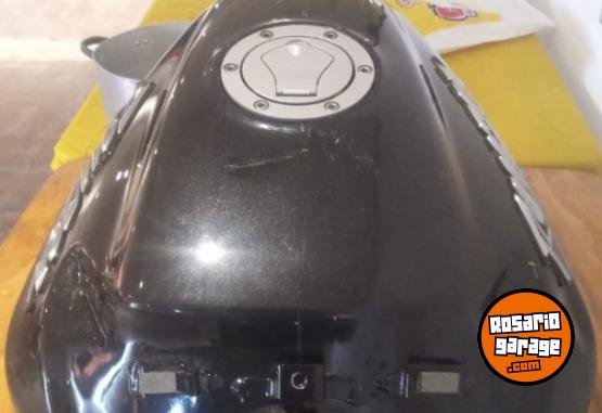 Accesorios para Motos - Tanque de rouser ns 125 - En Venta