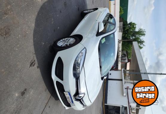 Autos - Renault Fluence 2016 Nafta 140000Km - En Venta