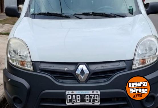 Utilitarios - Renault KANGOO 2015 GNC 86500Km - En Venta