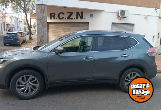 Camionetas - Nissan XTRAIL EXCLUSIVE CVT 2019 Nafta 48000Km - En Venta