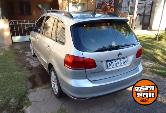 Autos - Volkswagen Suran Highline 2017 Nafta 135000Km - En Venta