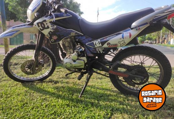 Motos - Motomel Skua 2017 Nafta 23000Km - En Venta