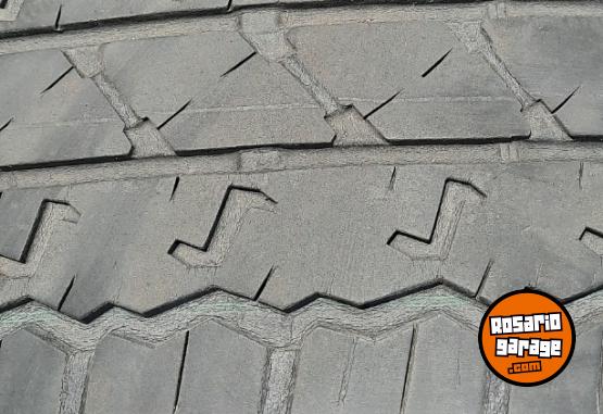 Accesorios para Autos - Cubiertas Bridgestone 265/65R17. - En Venta