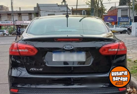 Autos - Ford Focus SE Plus 2019 Nafta 85000Km - En Venta